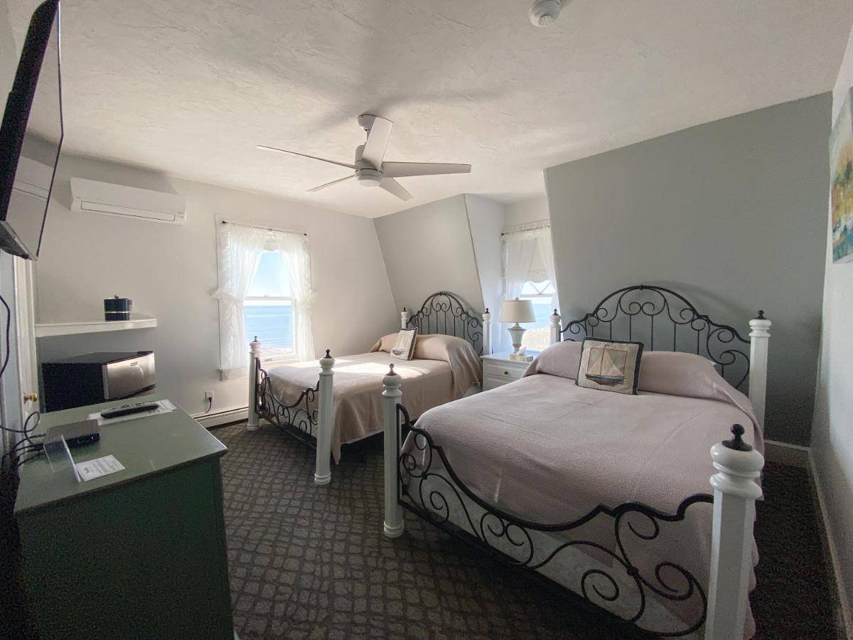 דניס פורט By The Sea Guests Bed & Breakfast And Suites מראה חיצוני תמונה
